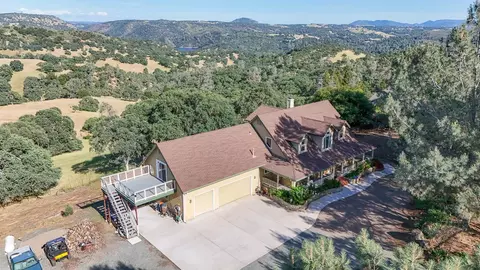 Exterior - 6060 Stony Creek Rd, Jackson, CA 95642 photo 4 of 7