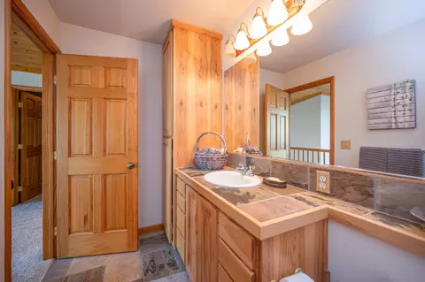 Bath - 6060 Stony Creek Rd, Jackson, CA 95642 photo 5 of 5