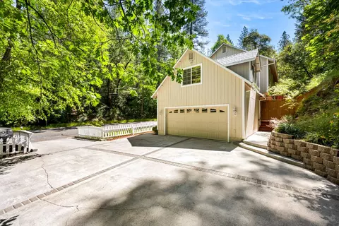 1854 Smith Flat Rd, Placerville, CA 95667 photo 4