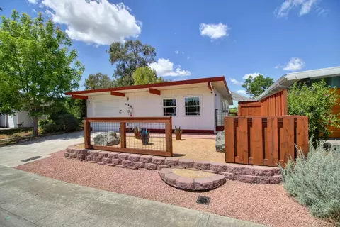135 Luz Pl, Davis, CA 95616 photo 3