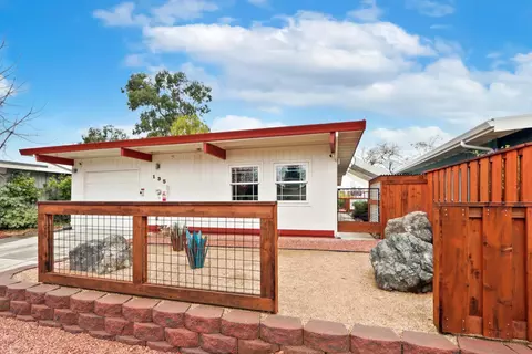 135 Luz Pl, Davis, CA 95616 photo 2