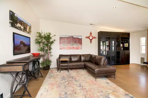 135 Luz Pl, Davis, CA 95616 photo 9