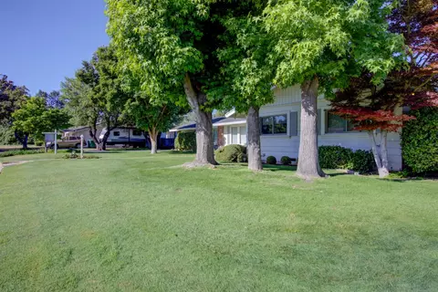 Exterior - 2829 Bedford Dr, Merced, CA 95340 photo 5 of 11