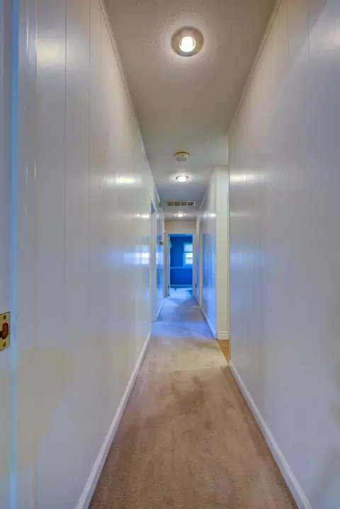 Entry Way - 2829 Bedford Dr, Merced, CA 95340 photo 6 of 6
