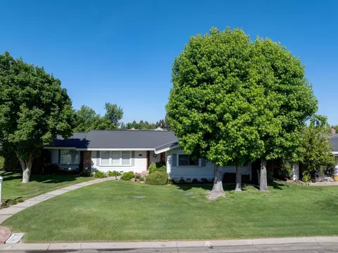 Exterior - 2829 Bedford Dr, Merced, CA 95340 photo 7 of 11