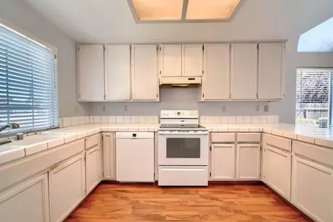 340 Rodeo Way, Tracy, CA 95376 photo 8