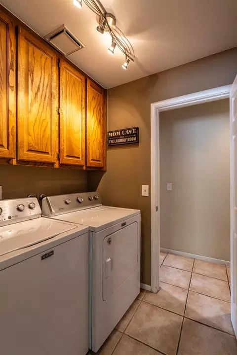 8565 Cloudcroft Way, Orangevale, CA 95662 photo 16