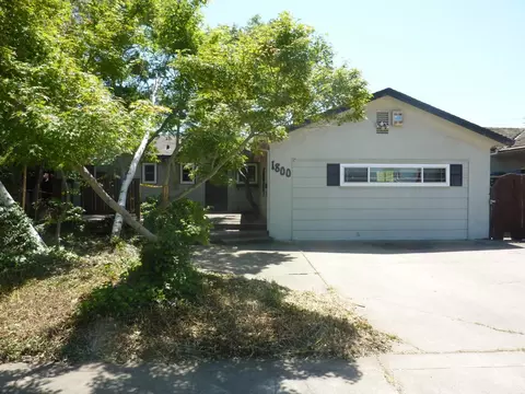 1800 Jackson St, Lodi, CA 95242 photo 2