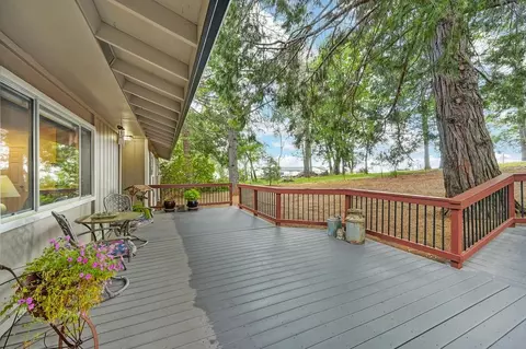 Exterior - 25375 Pineview Dr, Colfax, CA 95713 photo 18 of 33