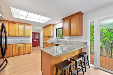 Kitchen - 25375 Pineview Dr, Colfax, CA 95713 photo 4 of 8