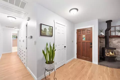 Entry Way - 25375 Pineview Dr, Colfax, CA 95713 photo 2 of 6