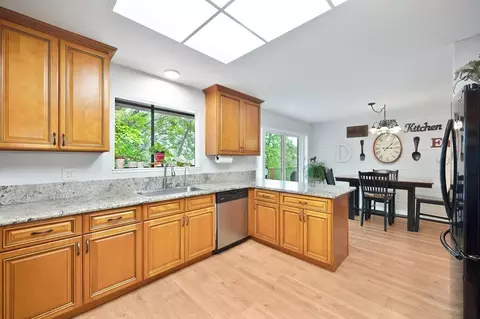 Kitchen - 25375 Pineview Dr, Colfax, CA 95713 photo 8 of 8