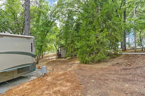 Exterior - 25375 Pineview Dr, Colfax, CA 95713 photo 24 of 33