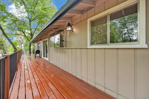 Exterior - 25375 Pineview Dr, Colfax, CA 95713 photo 9 of 33