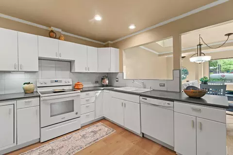 Kitchen - 3233 Oriole Way, Placerville, CA 95667 photo 3 of 7
