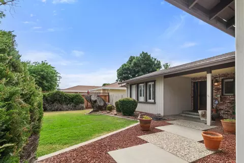 2624 E Orangeburg, Modesto, CA 95355 photo 10