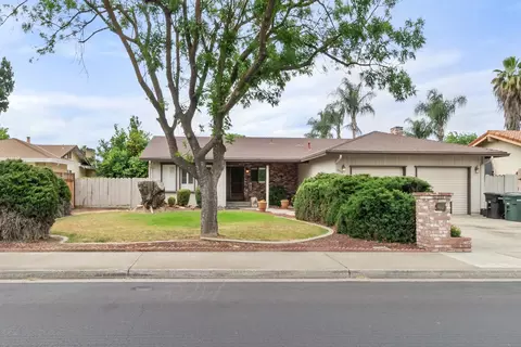 2624 E Orangeburg, Modesto, CA 95355 photo 5