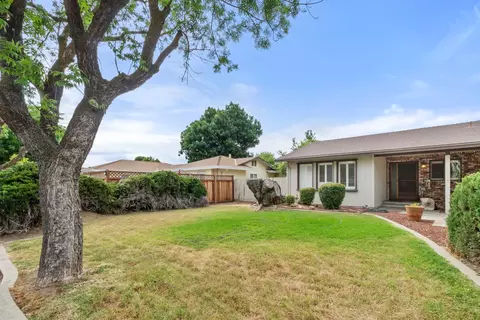 2624 E Orangeburg, Modesto, CA 95355 photo 9