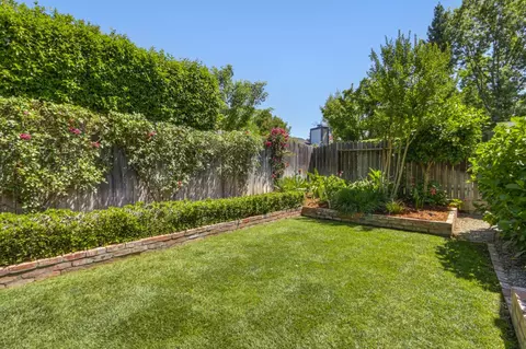 4939 Kurz Cir, Carmichael, CA 95608 photo 37