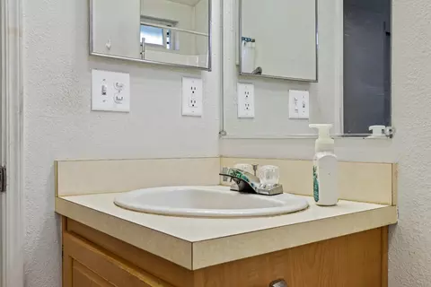 33016 Willow Creek Dr, North Fork, CA 93643 photo 17