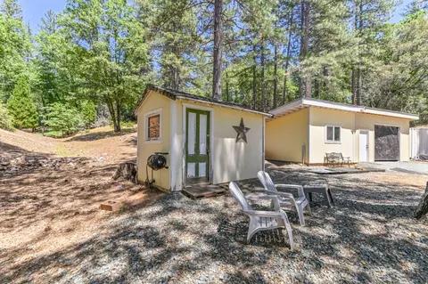 Exterior - 1331 Gorley Ln, Rail Road Flat, CA 95248 photo 19 of 29