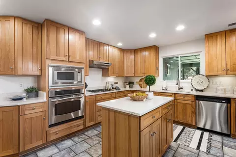 8782 Steven Ave, Orangevale, CA 95662 photo 5