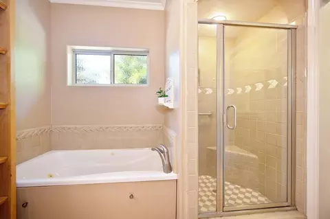 Bath - 3443 Barker Rd, Loomis, CA 95650 photo 2 of 3