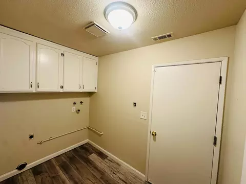 Other - 553 Manor Oak Pl, Manteca, CA 95336 photo 3 of 4