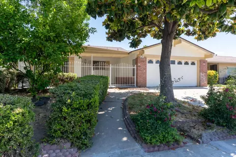 732 Bristlecone Way, Modesto, CA 95351 photo 1