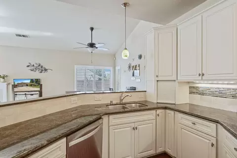 890 Alder Pl, Lodi, CA 95242 photo 10