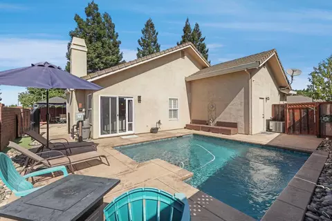 890 Alder Pl, Lodi, CA 95242 photo 3