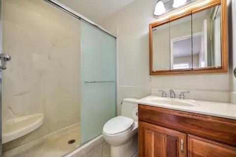 Bath - 2759 Clark Ct, Pinole, CA 94564 photo 1 of 2