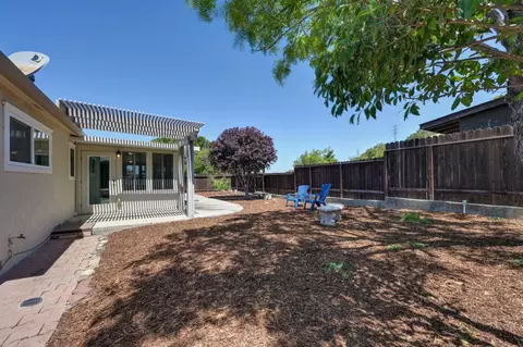 Exterior - 2759 Clark Ct, Pinole, CA 94564 photo 5 of 10