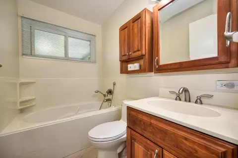 Bath - 2759 Clark Ct, Pinole, CA 94564 photo 2 of 2