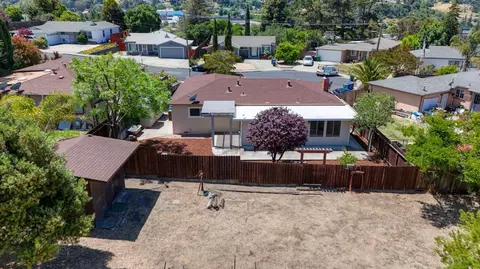 View/Area - 2759 Clark Ct, Pinole, CA 94564 photo 2 of 4