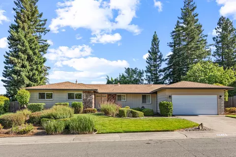 6840 Appomattox Way, Carmichael, CA 95608 photo 2