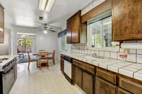 2314 Walnut Ave, Carmichael, CA 95608 photo 14