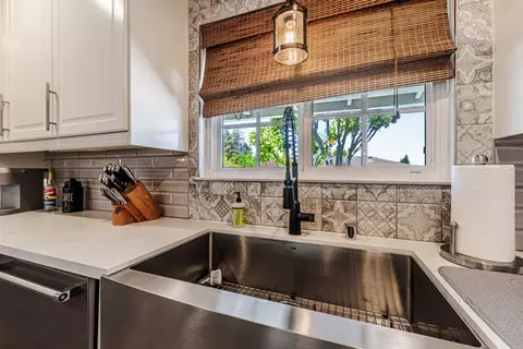 Kitchen - 1498 Duncan Dr, Concord, CA 94521 photo 5 of 7