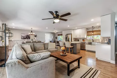 Living - 1498 Duncan Dr, Concord, CA 94521 photo 2 of 3