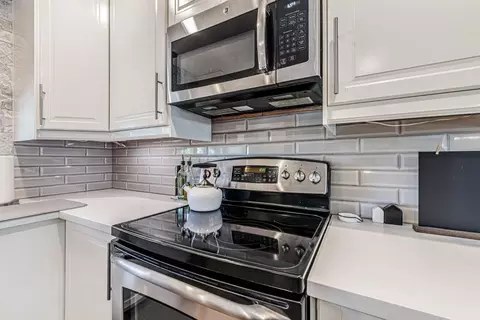 Kitchen - 1498 Duncan Dr, Concord, CA 94521 photo 6 of 7