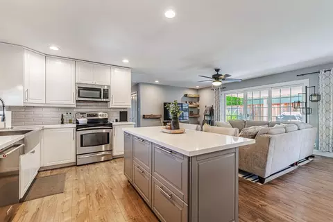 Kitchen - 1498 Duncan Dr, Concord, CA 94521 photo 2 of 7