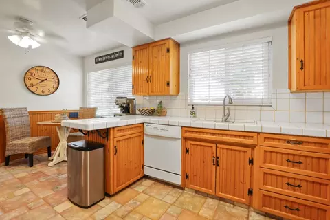 Kitchen - 944 S Crescent Ave, Lodi, CA 95240 photo 3 of 4