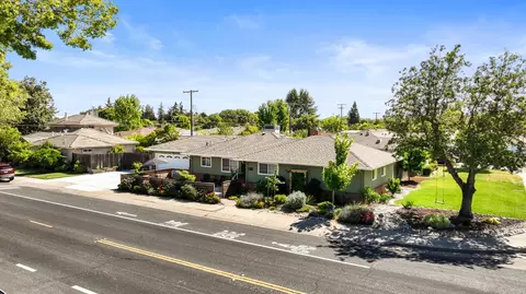 View/Area - 944 S Crescent Ave, Lodi, CA 95240 photo 1 of 2