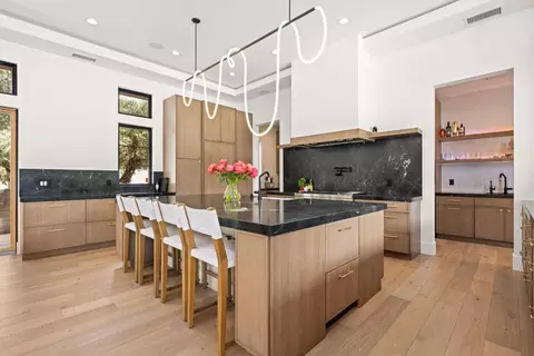 Kitchen - 3320 Cherokee Trl, Loomis, CA 95650 photo 2 of 10