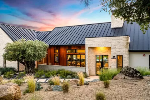 Exterior - 3320 Cherokee Trl, Loomis, CA 95650 photo 4 of 27