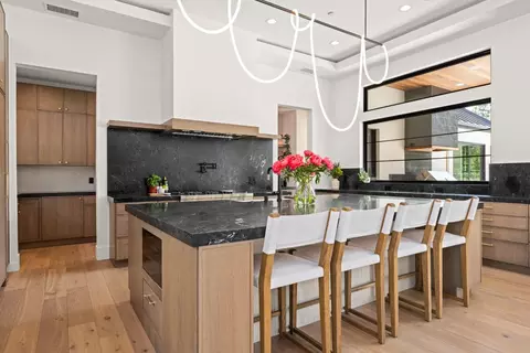 Kitchen - 3320 Cherokee Trl, Loomis, CA 95650 photo 1 of 10