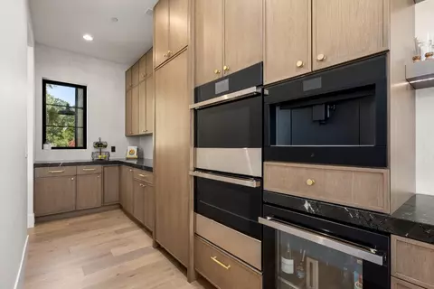 Kitchen - 3320 Cherokee Trl, Loomis, CA 95650 photo 10 of 10