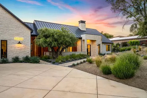 Exterior - 3320 Cherokee Trl, Loomis, CA 95650 photo 3 of 27