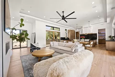 Living - 3320 Cherokee Trl, Loomis, CA 95650 photo 2 of 3