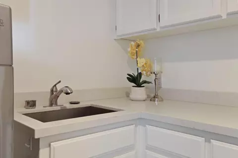 Kitchen - 1531 Veranda Ct, Tracy, CA 95377 photo 8 of 8